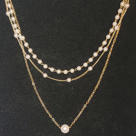 3 Layer Chain Necklace - Picture 2 of 3